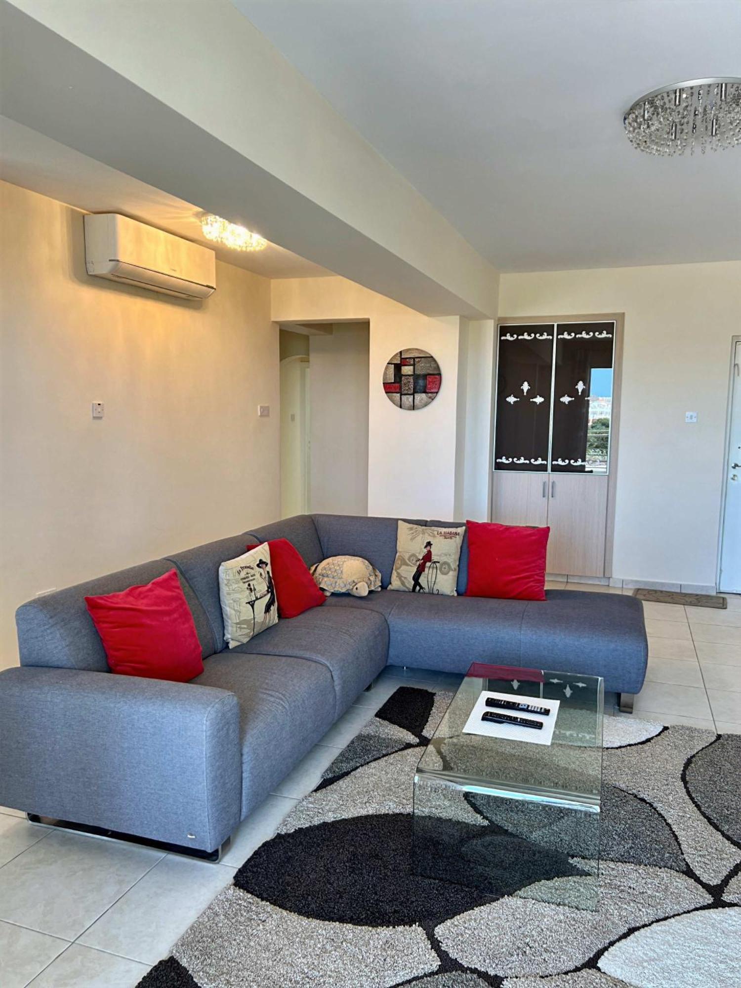 Klorakas Spacious Sea View Apartment מראה חיצוני תמונה